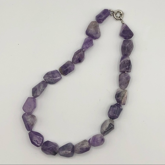 NWOT PURPLE POLISHED STONE NECKLACE - Picture 6 of 7